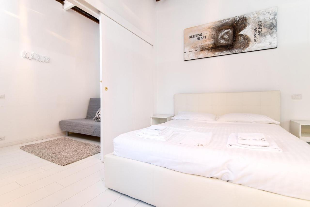 White Ostilia Apartments Rome Bagian luar foto