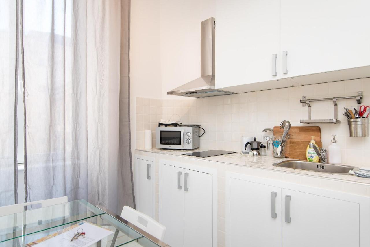 White Ostilia Apartments Rome Bagian luar foto