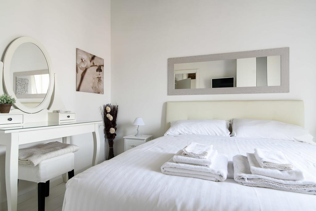 White Ostilia Apartments Rome Bagian luar foto