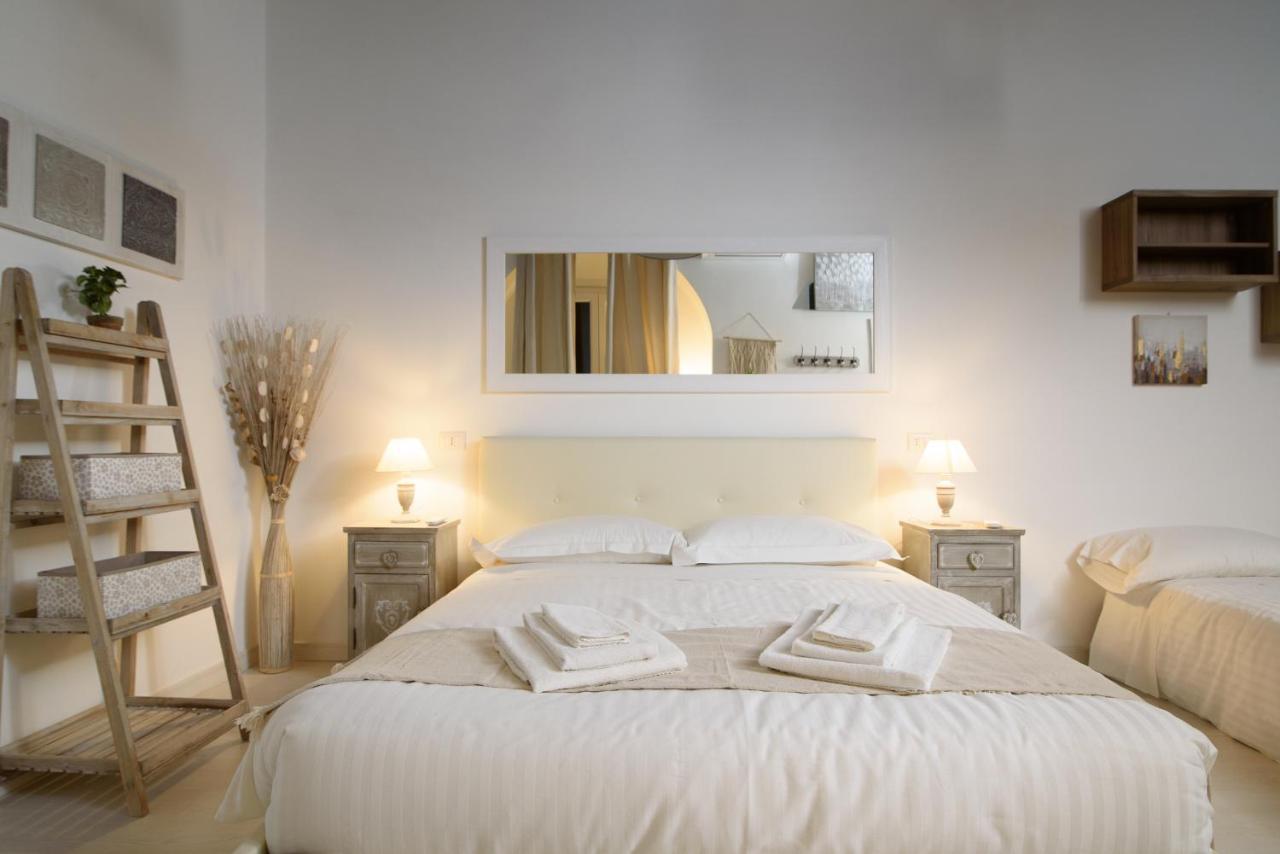 White Ostilia Apartments Rome Bagian luar foto