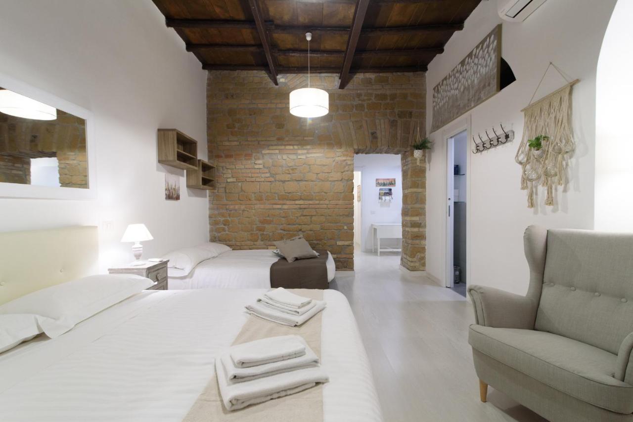 White Ostilia Apartments Rome Bagian luar foto