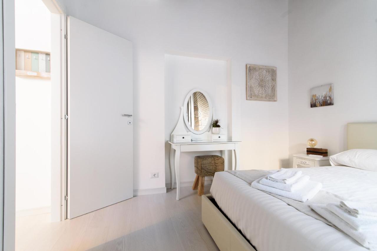 White Ostilia Apartments Rome Bagian luar foto